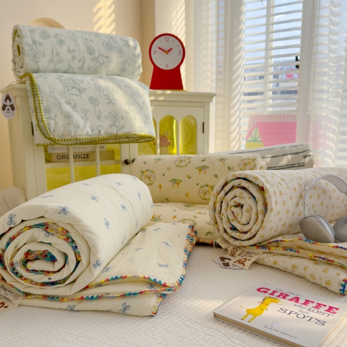 91家纺网 家纺一手货源 找家纺 澜妃 2025新款云感双层纱抗菌贝壳边夏被夏凉被空调被 组合图仅供展示