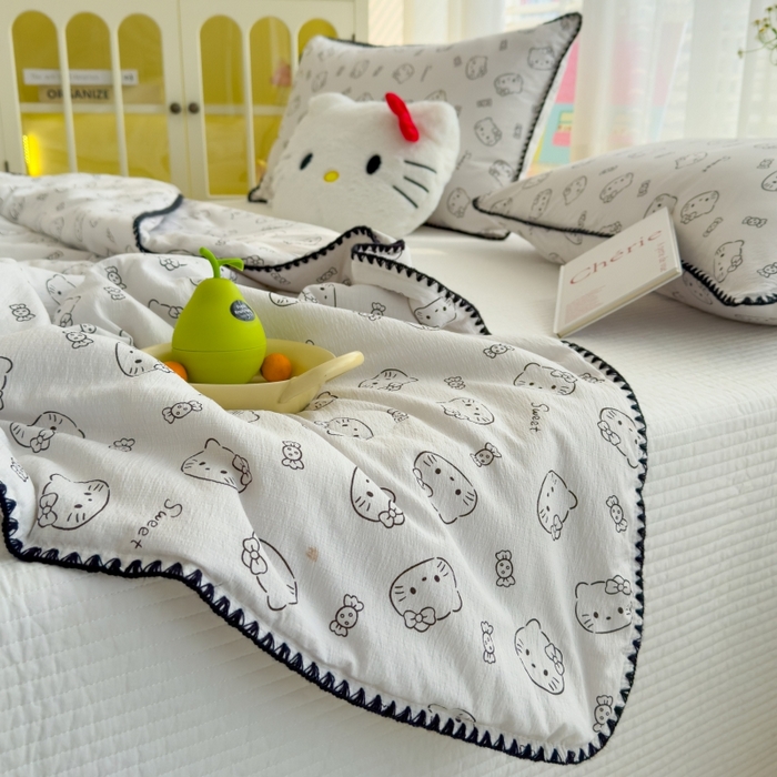 91家纺网 家纺一手货源 找家纺 澜妃 2025新款云感双层纱抗菌贝壳边夏被夏凉被空调被 贝壳边-猫咪恋人