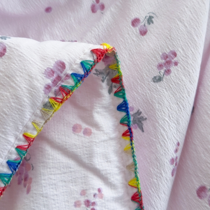 91家纺网 家纺一手货源 找家纺 澜妃 2025新款云感双层纱抗菌贝壳边夏被夏凉被空调被 贝壳边-葡萄七分甜