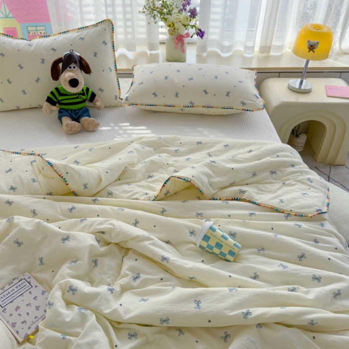 91家纺网 家纺一手货源 找家纺 澜妃 2025新款云感双层纱抗菌贝壳边夏被夏凉被空调被 贝壳边-相思蓝