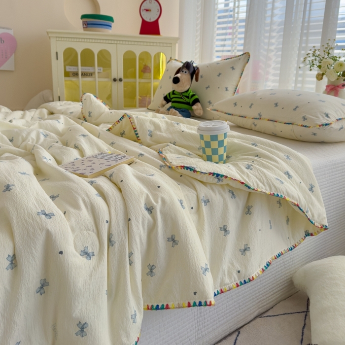 91家纺网 家纺一手货源 找家纺 澜妃 2025新款云感双层纱抗菌贝壳边夏被夏凉被空调被 贝壳边-相思蓝