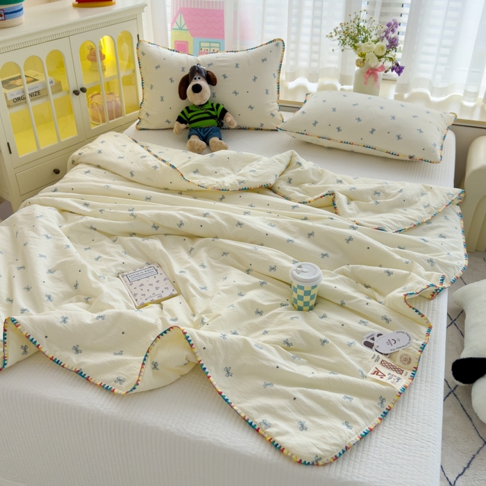 91家纺网 家纺一手货源 找家纺 澜妃 2025新款云感双层纱抗菌贝壳边夏被夏凉被空调被 贝壳边-相思蓝