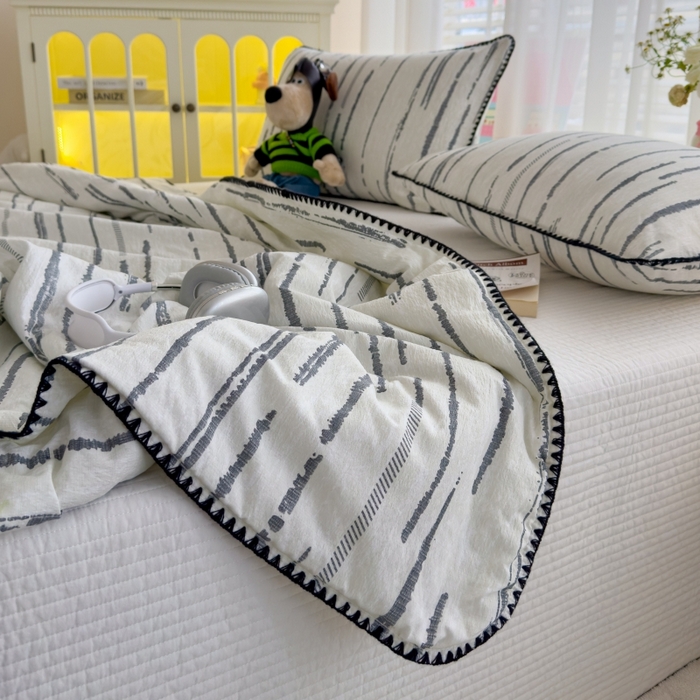 91家纺网 家纺一手货源 找家纺 澜妃 2025新款云感双层纱抗菌贝壳边夏被夏凉被空调被 贝壳边-云边星辰