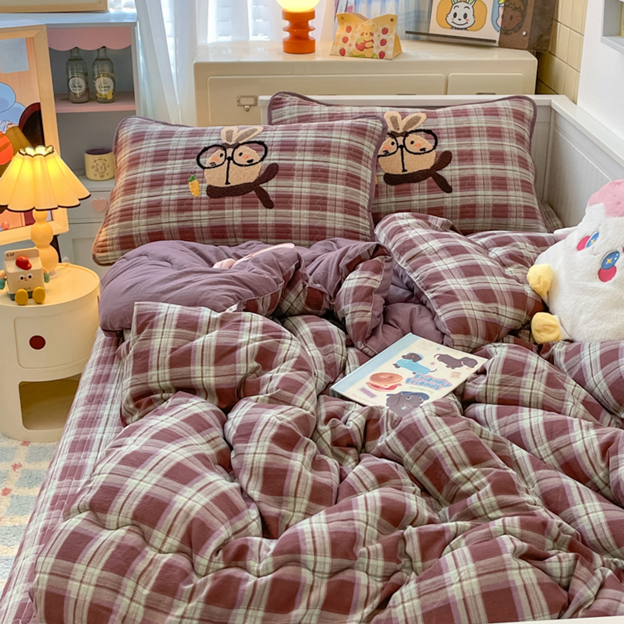 91家纺网 家纺一手货源 找家纺 云玲时尚 2025新款云感懒人冬季一体被床盖四件套 兔宝