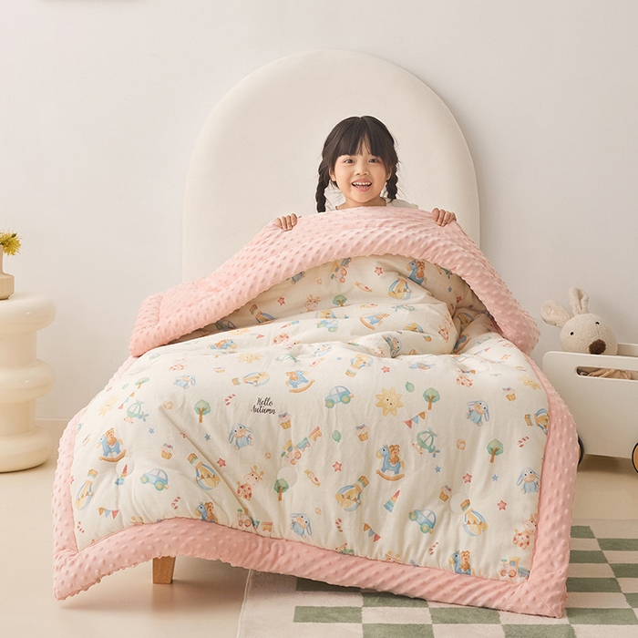 嗨生活 2025新款全棉双层纱豆豆被儿童被春秋被冬被幼儿园被子系列 玩具屋