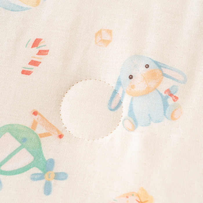 91家纺网 家纺一手货源 找家纺 嗨生活 2025新款全棉双层纱豆豆被儿童被春秋被冬被幼儿园被子系列 玩具屋