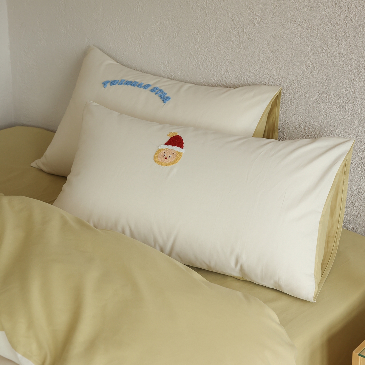 91家纺网 家纺一手货源 找家纺 时光里 2025新款全棉100S卡通风磨毛毛巾绣四件套 星愿小宝贝