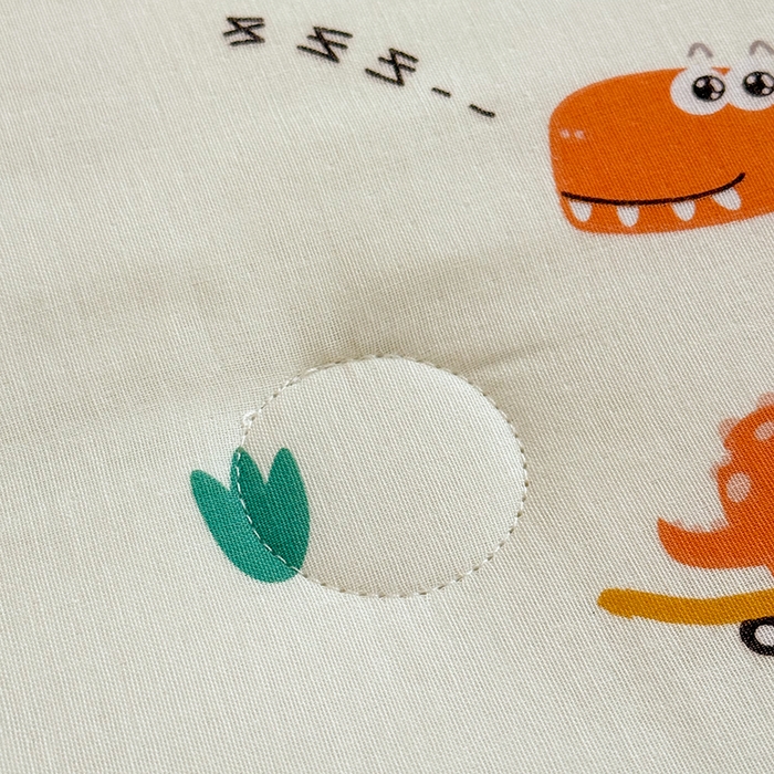 91家纺网 家纺一手货源 找家纺 嗨生活 2025新款全棉双层纱豆豆被儿童被春秋被冬被幼儿园被子系列 恐龙世纪