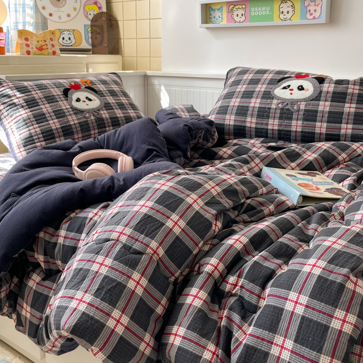 91家纺网 家纺一手货源 找家纺 云玲时尚 2025新款云感毛巾绣懒人冬季一体春秋冬被子被芯 憨憨熊猫