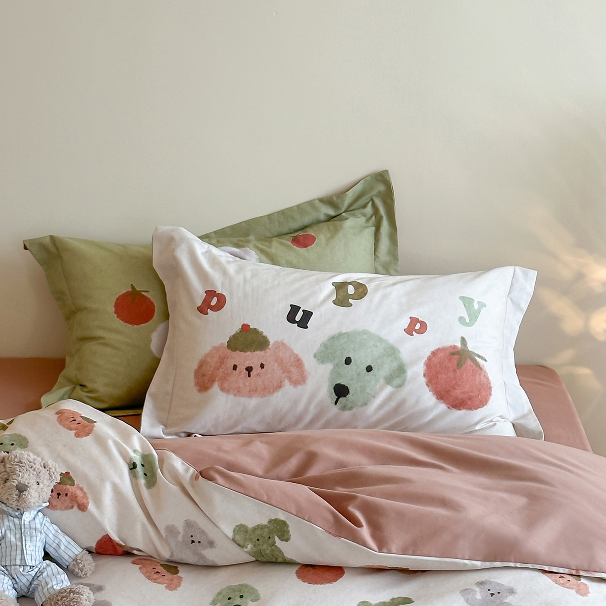 91家纺网 家纺一手货源 找家纺 时年家纺 2025新款全棉磨毛大版卡通印花系列套件 奶油玩偶