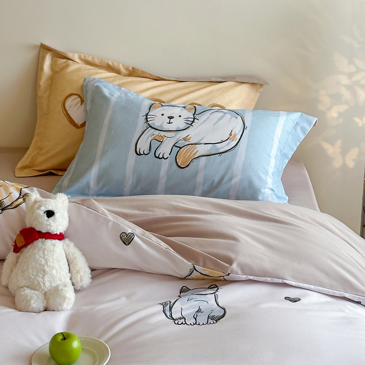91家纺网 家纺一手货源 找家纺 时年家纺 2025新款全棉磨毛大版卡通印花系列套件 慵懒猫咪