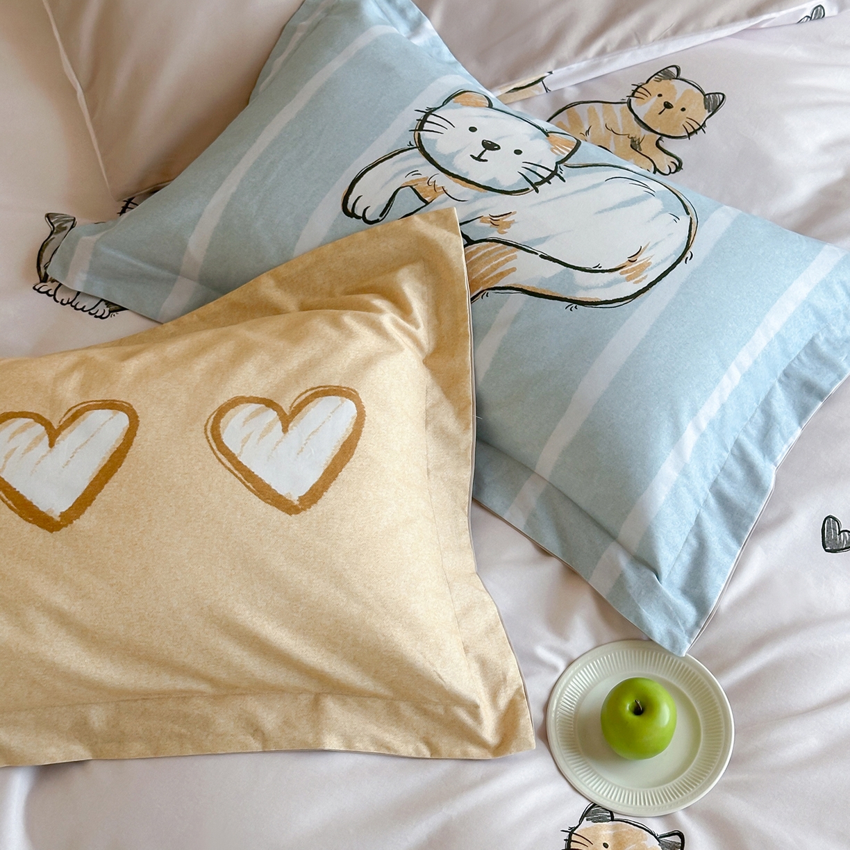 91家纺网 家纺一手货源 找家纺 时年家纺 2025新款全棉磨毛大版卡通印花系列套件 慵懒猫咪