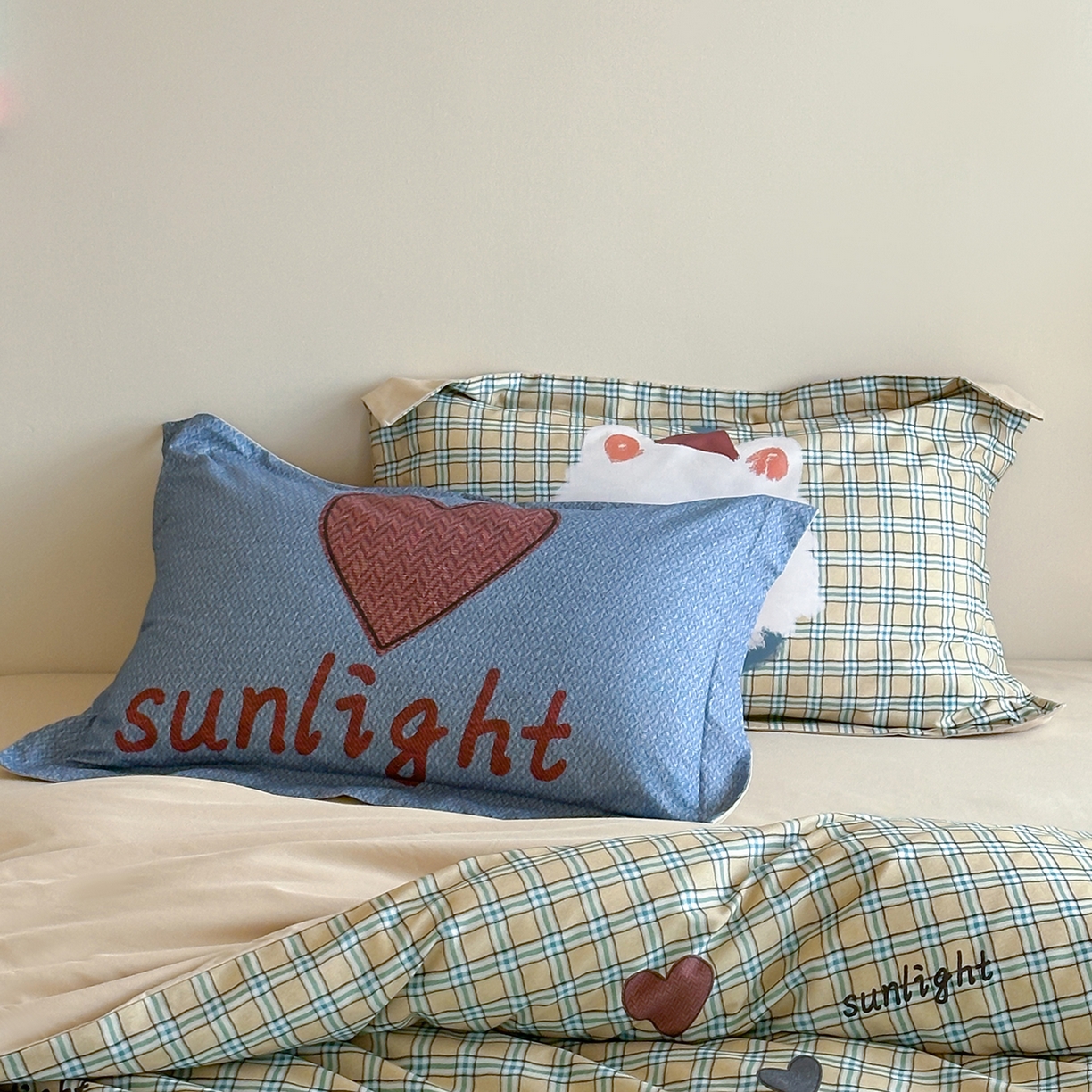 91家纺网 家纺一手货源 找家纺 时年家纺 2025新款全棉磨毛大版卡通印花系列套件 爱心熊