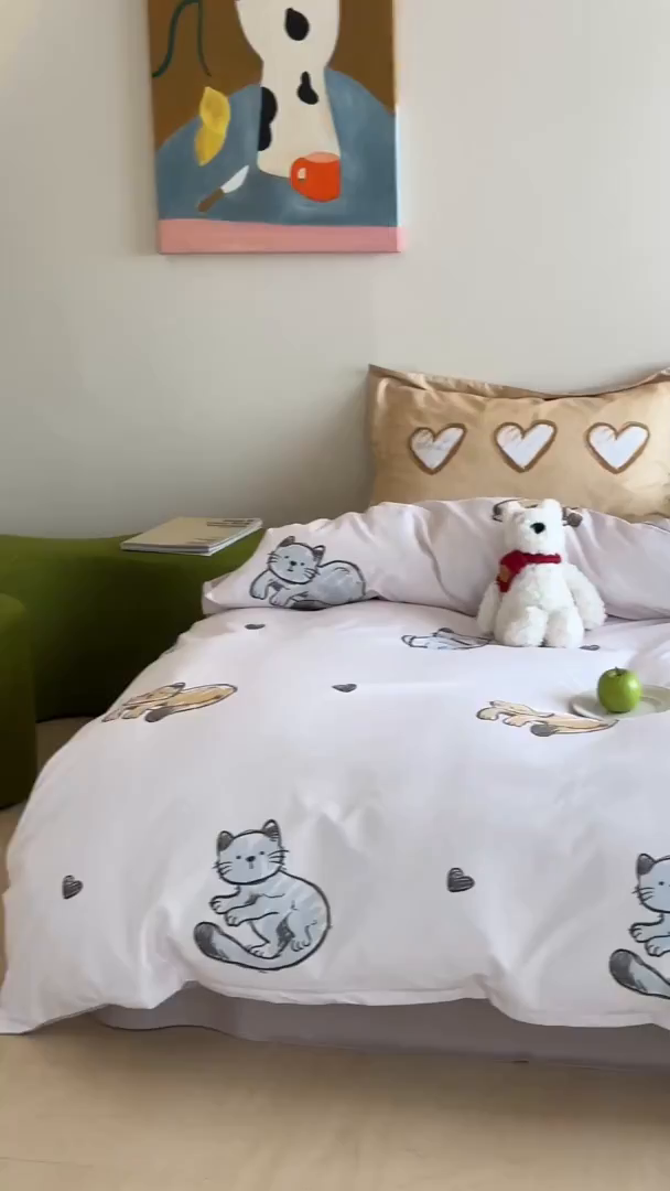 91家纺网 家纺一手货源 找家纺 时年家纺 2025新款全棉磨毛大版卡通印花系列套件 慵懒猫咪