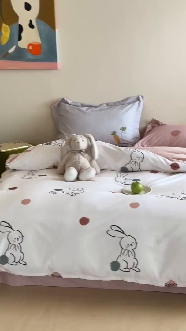 91家纺网 家纺一手货源 找家纺 时年家纺 2025新款全棉磨毛大版卡通印花系列套件 波点兔