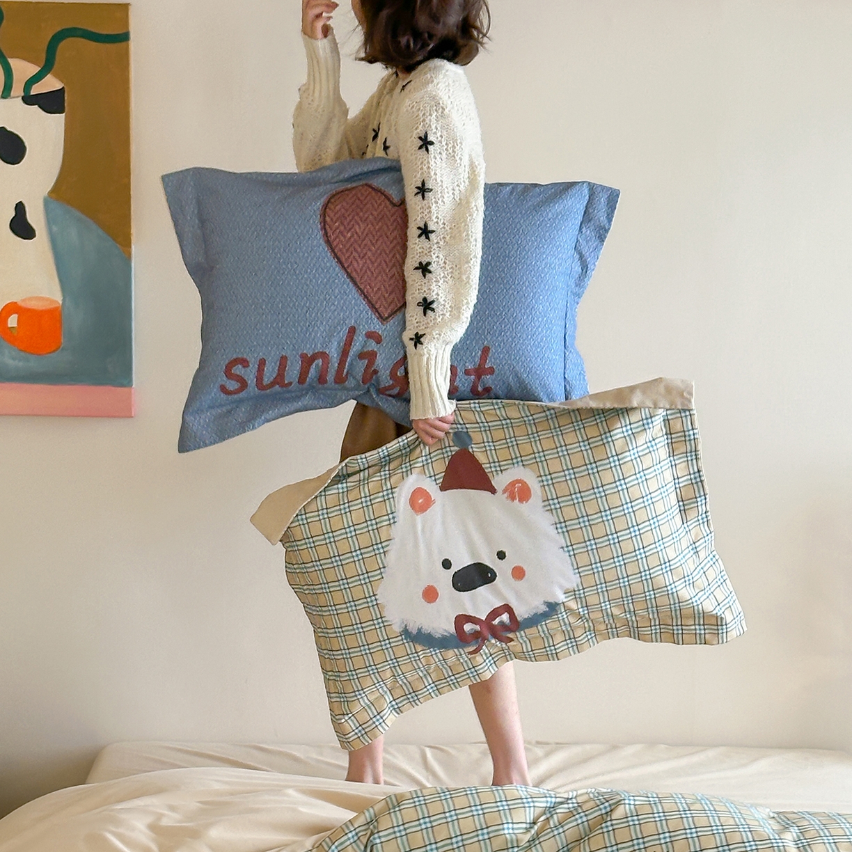 91家纺网 家纺一手货源 找家纺 时年家纺 2025新款全棉磨毛大版卡通印花系列套件 爱心熊