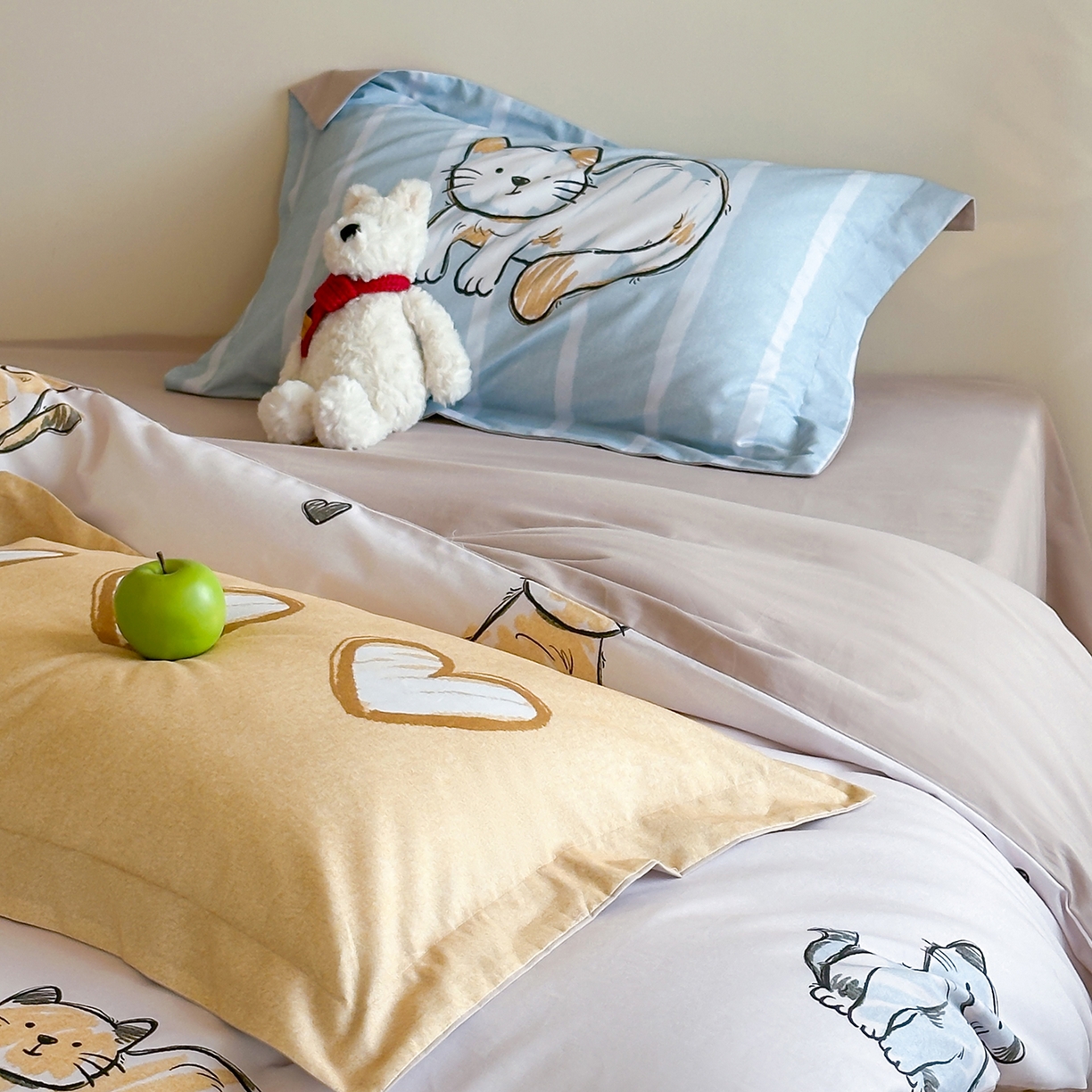 91家纺网 家纺一手货源 找家纺 时年家纺 2025新款全棉磨毛大版卡通印花系列套件 慵懒猫咪