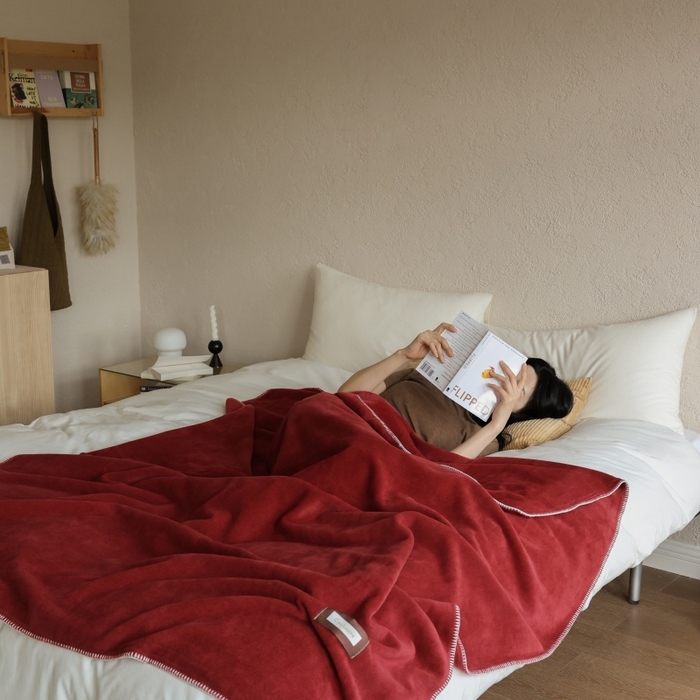 91家纺网 家纺一手货源 找家纺 法芙娜家纺 2025新款简约纯色仿羊绒毯【1m券后价格不得低于88元 1.5m券后价格不得低于148元 2m券后价格不得低于168元】 荔枝绛