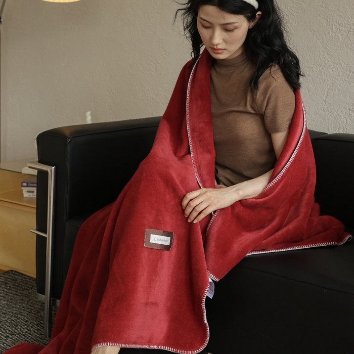 91家纺网 家纺一手货源 找家纺 法芙娜家纺 2025新款简约纯色仿羊绒毯【1m券后价格不得低于88元 1.5m券后价格不得低于148元 2m券后价格不得低于168元】 荔枝绛