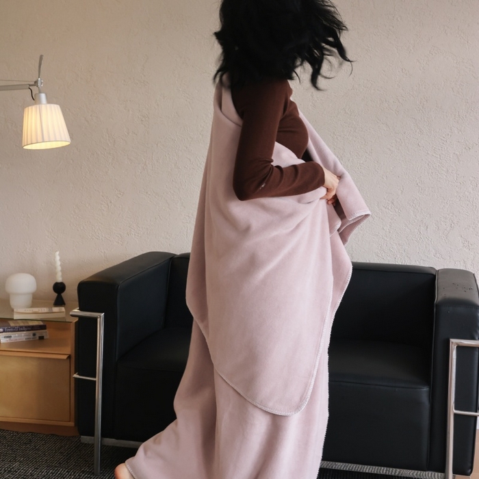 91家纺网 家纺一手货源 找家纺 法芙娜家纺 2025新款简约纯色仿羊绒毯【1m券后价格不得低于88元 1.5m券后价格不得低于148元 2m券后价格不得低于168元】 暮山紫