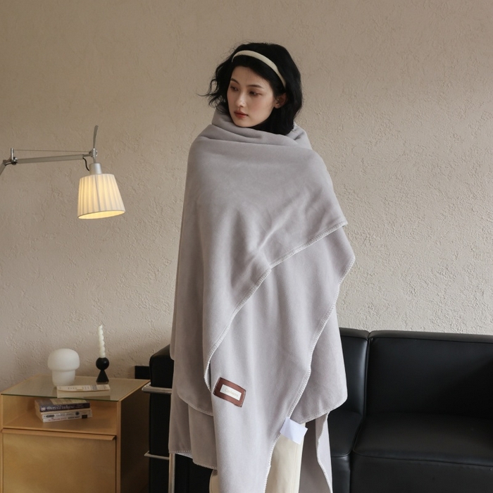 91家纺网 家纺一手货源 找家纺 法芙娜家纺 2025新款简约纯色仿羊绒毯【1m券后价格不得低于88元 1.5m券后价格不得低于148元 2m券后价格不得低于168元】 山青灰