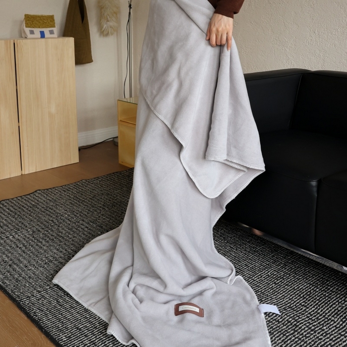 91家纺网 家纺一手货源 找家纺 法芙娜家纺 2025新款简约纯色仿羊绒毯【1m券后价格不得低于88元 1.5m券后价格不得低于148元 2m券后价格不得低于168元】 山青灰