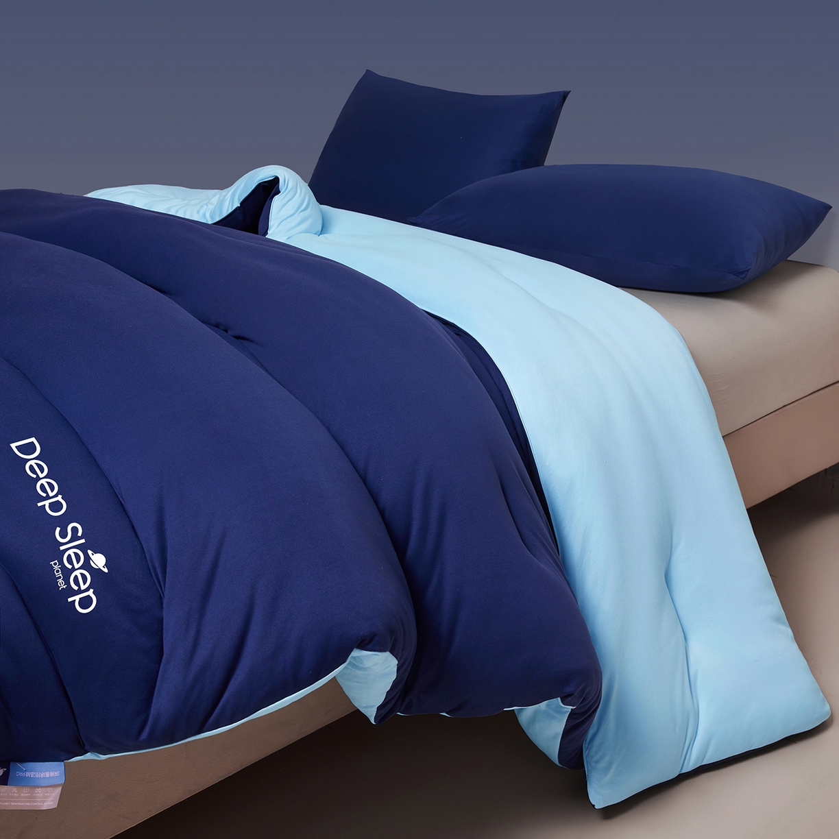 91家纺网 家纺一手货源 找家纺 云玲时尚 2025新款深睡星球针织棉控温被pro被子被芯 深睡蓝