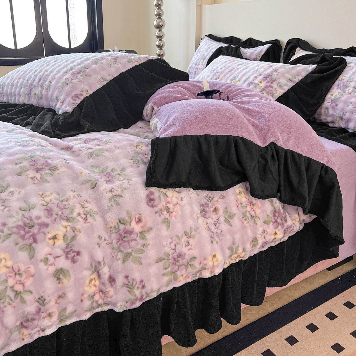 91家纺网 家纺一手货源 找家纺 言熙居家纺 2025新款A类兔毛绒韩版卡通花边四件套 花眠