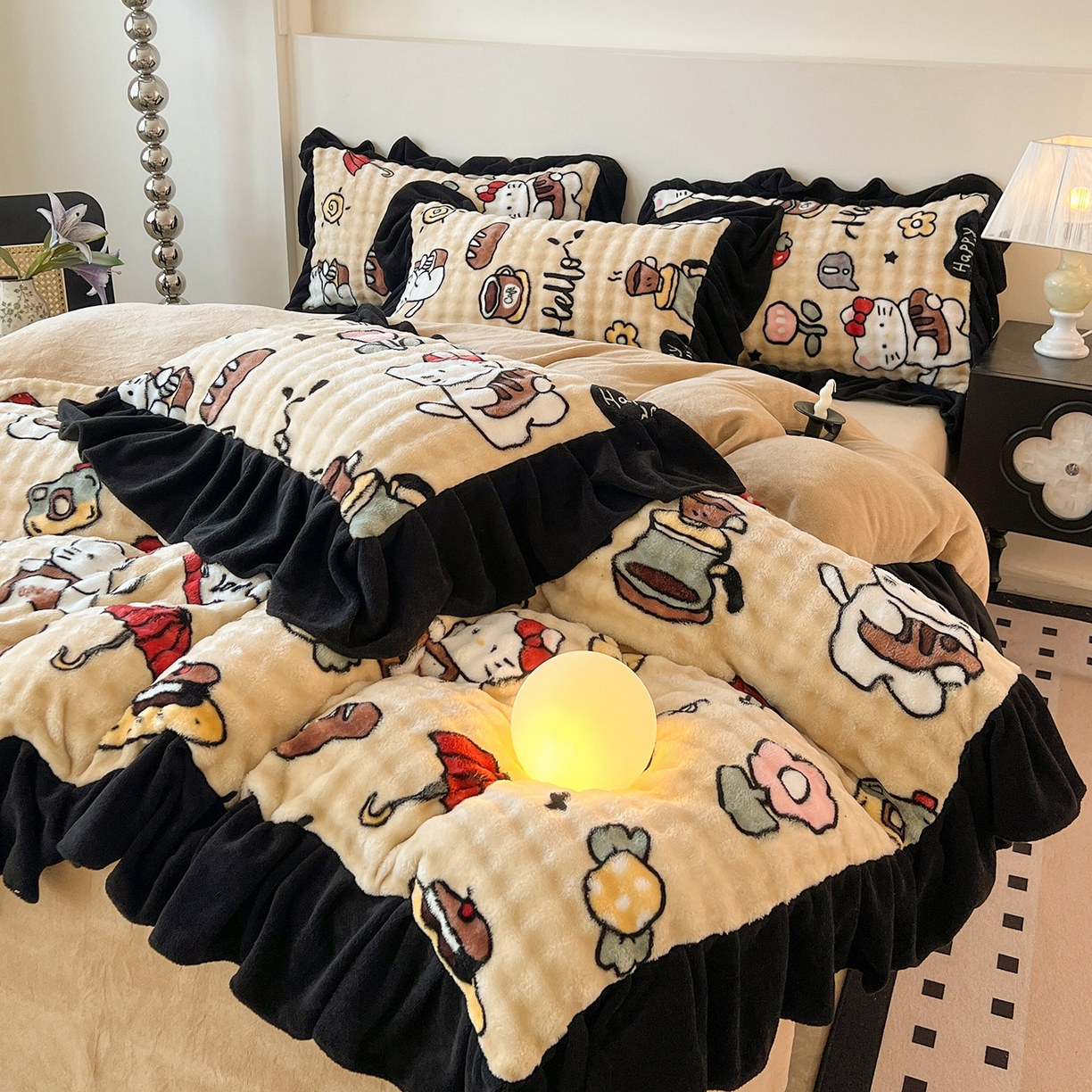 91家纺网 家纺一手货源 找家纺 言熙居家纺 2025新款A类兔毛绒韩版卡通花边四件套 休闲一刻