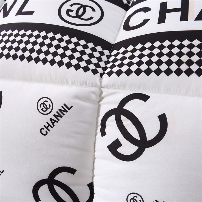 91家纺网 家纺一手货源 找家纺 好老表被业 2025新款印花羽丝绒冬被被子被芯 轻奢白