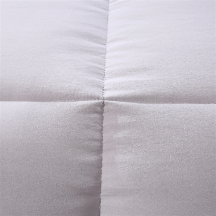 91家纺网 家纺一手货源 找家纺 好老表被业 2025新款印花羽丝绒冬被被子被芯 白银灰色