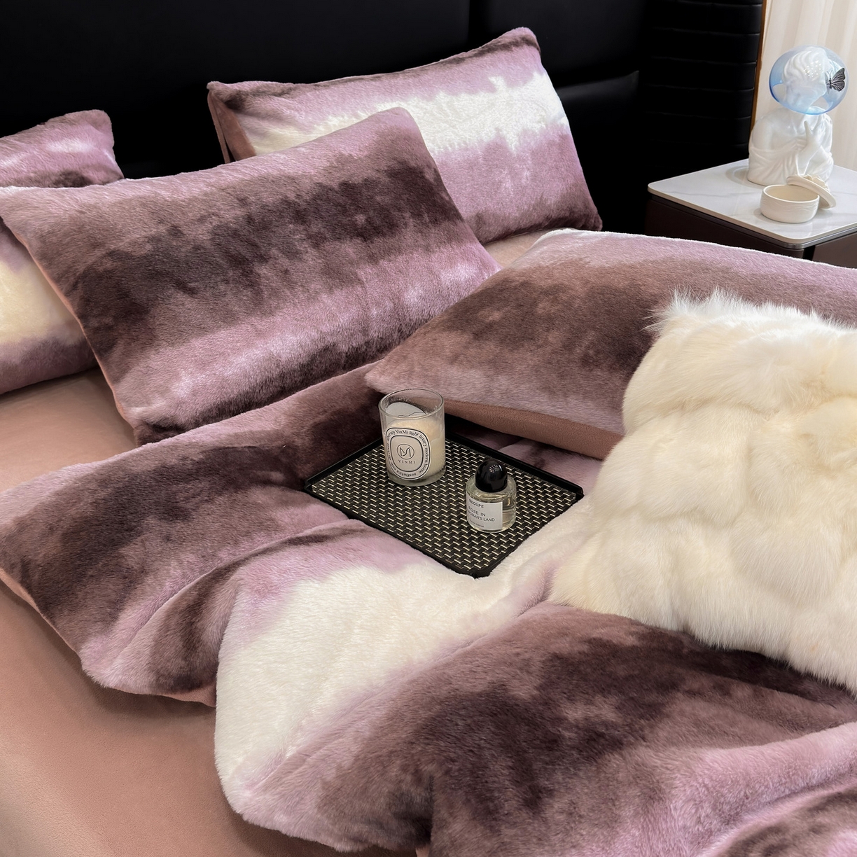 91家纺网 家纺一手货源 找家纺 优悦生活馆 2025新款高克重兔毛绒牛奶绒保暖四件套-幻彩 幻彩粉