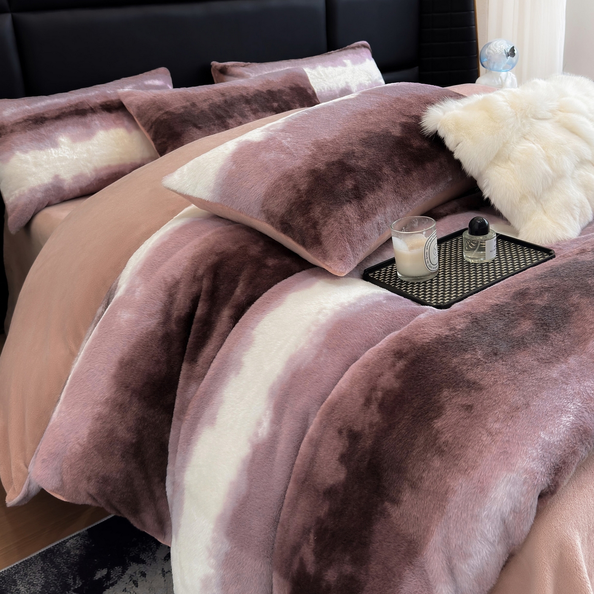 91家纺网 家纺一手货源 找家纺 优悦生活馆 2025新款高克重兔毛绒牛奶绒保暖四件套-幻彩 幻彩粉