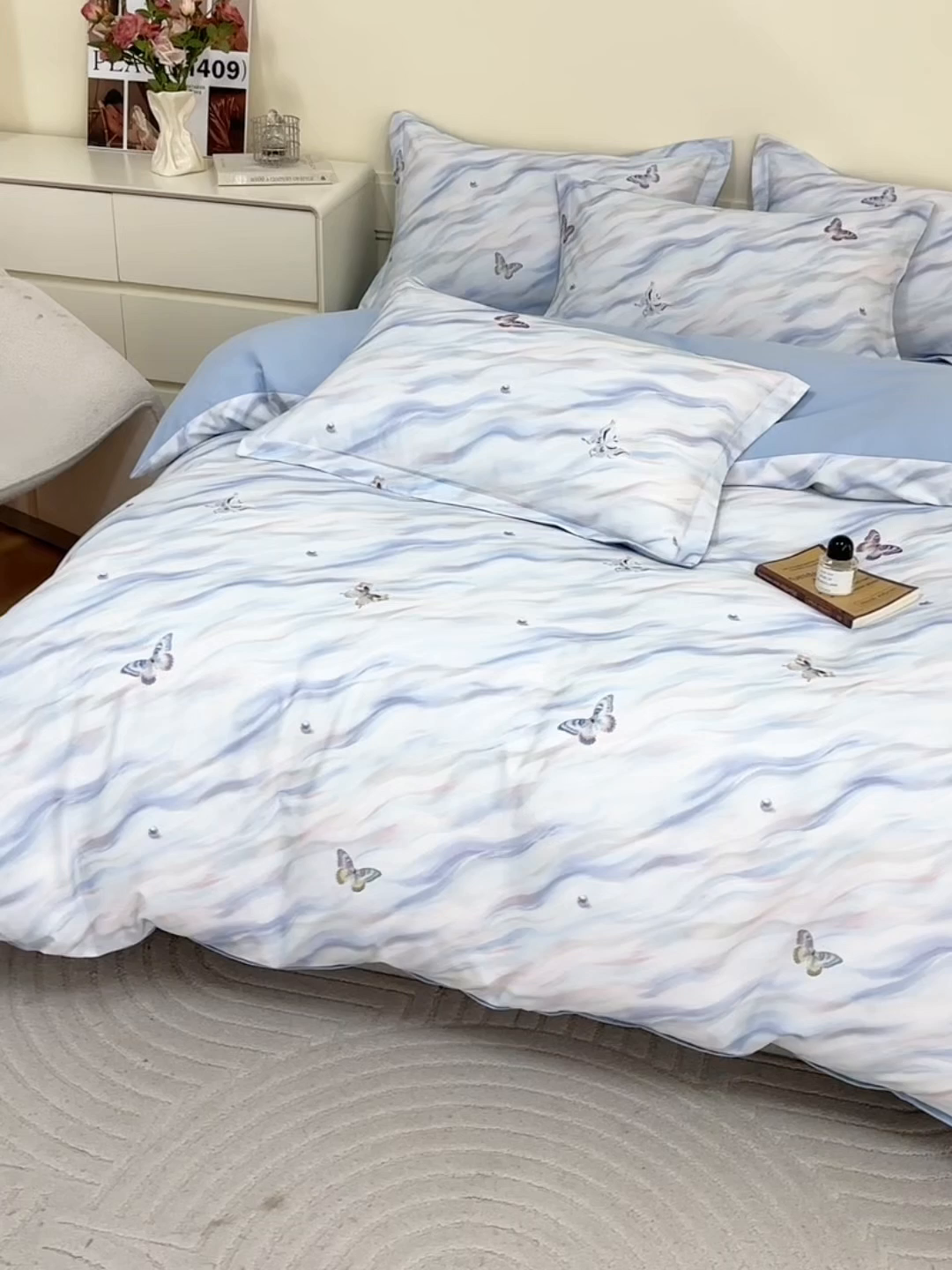 91家纺网 家纺一手货源 找家纺 元元家居（元元被业） 2025秋冬新款全棉纯棉磨毛印花单被套 蝶梦星河