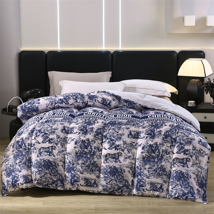 91家纺网 家纺一手货源 找家纺 好老表被业 2025新款印花羽丝绒冬被被子被芯 墨蓝丛林