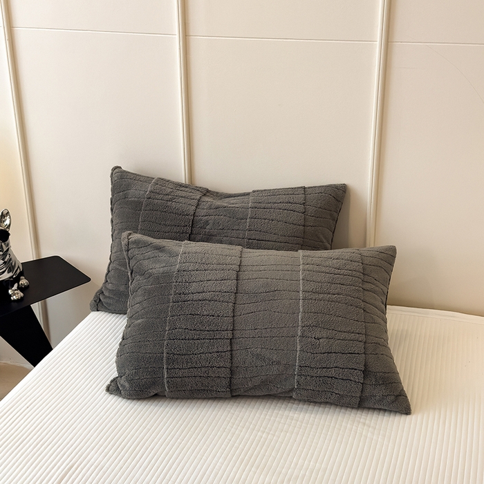 91家纺网 家纺一手货源 找家纺 世纪绒品 2025新款A类加厚水波纹羊羔绒双层提花毛毯 水波纹-深灰