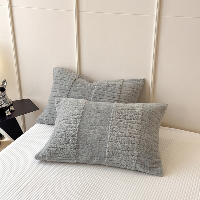 91家纺网 家纺一手货源 找家纺 世纪绒品 2025新款A类加厚水波纹羊羔绒双层提花毛毯 水波纹-浅灰