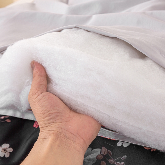 91家纺网 家纺一手货源 找家纺 好老表被业 2025新款印花云朵棉冬被四季被被子被芯 暗夜繁花