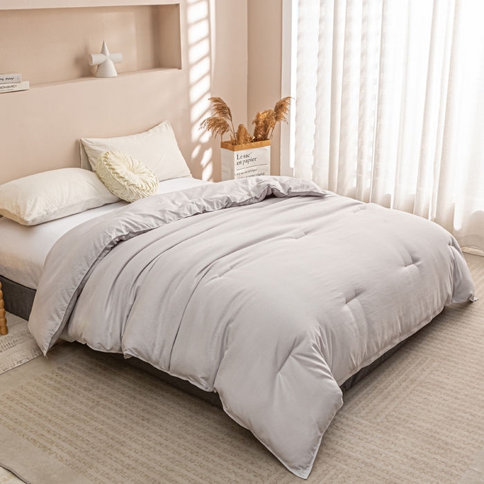 91家纺网 家纺一手货源 找家纺 好老表被业 2025新款印花云朵棉冬被四季被被子被芯 白银灰色