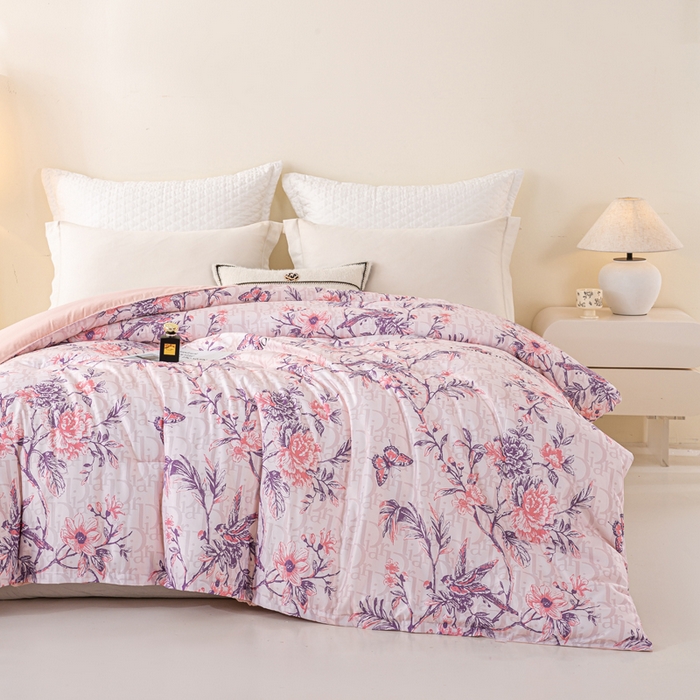 91家纺网 家纺一手货源 找家纺 好老表被业 2025新款印花云朵棉冬被四季被被子被芯 雅韵枝头