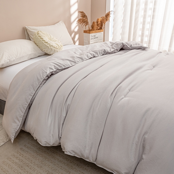 91家纺网 家纺一手货源 找家纺 好老表被业 2025新款印花云朵棉冬被四季被被子被芯 白银灰色