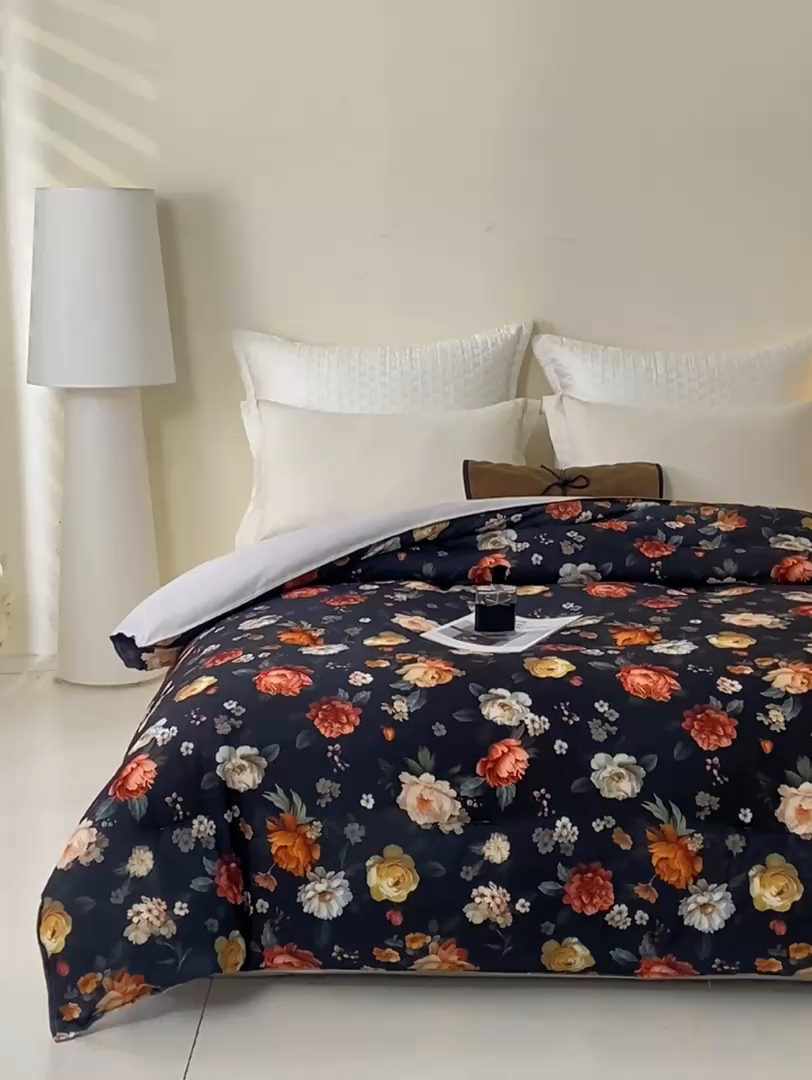 91家纺网 家纺一手货源 找家纺 好老表被业 2025新款印花云朵棉冬被四季被被子被芯 暗夜繁花