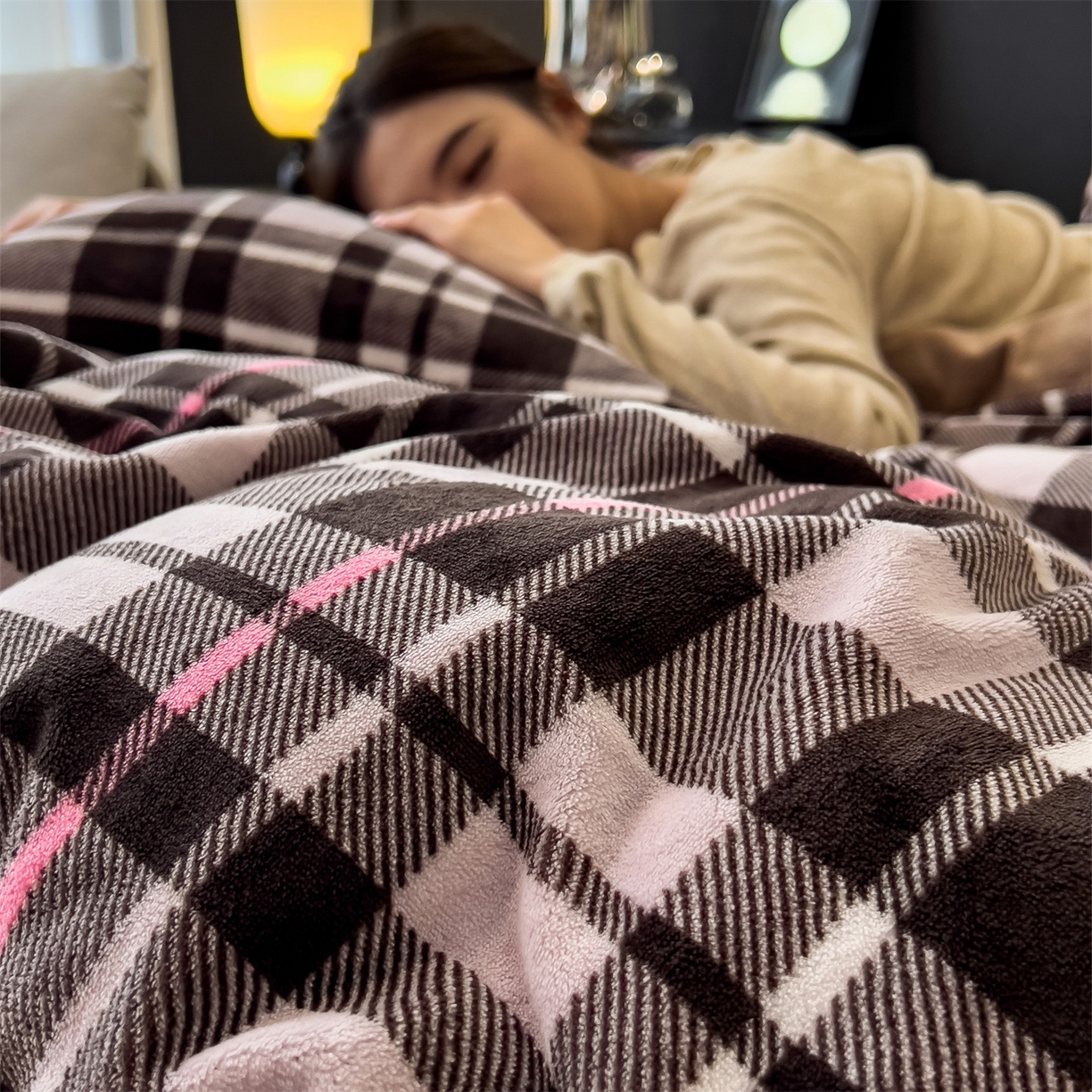 91家纺网 家纺一手货源 找家纺 （总）五月家纺 2025新款中古无印风A类230克牛奶绒四件套