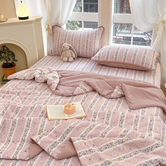 91家纺网 家纺一手货源 找家纺 澜妃 2025春夏新款云感双层纱夏被夏凉被空调被四件套 赫本