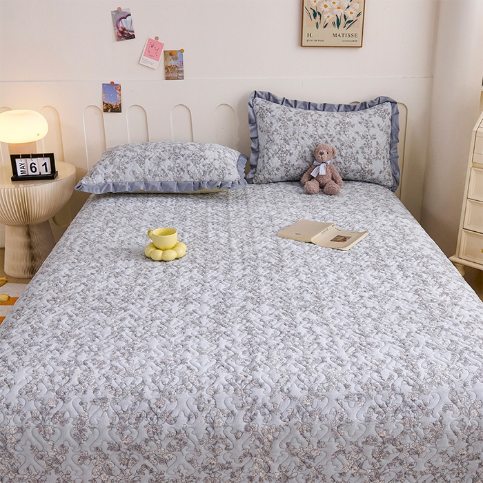 91家纺网 家纺一手货源 找家纺 （总）源舍家纺 2025新款牛奶绒夹棉床盖毯花边床单款