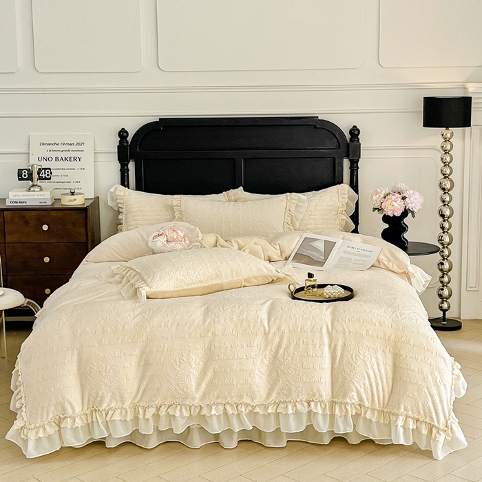 91家纺网 家纺一手货源 找家纺 胜权家纺 2025秋冬新款A类全消光高克重5D雕花牛奶绒夹棉床盖四件套系列 奥威亚-米