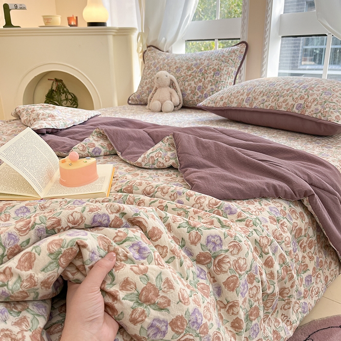 91家纺网 家纺一手货源 找家纺 澜妃 2025春夏新款云感双层纱夏被夏凉被空调被四件套 满园春紫