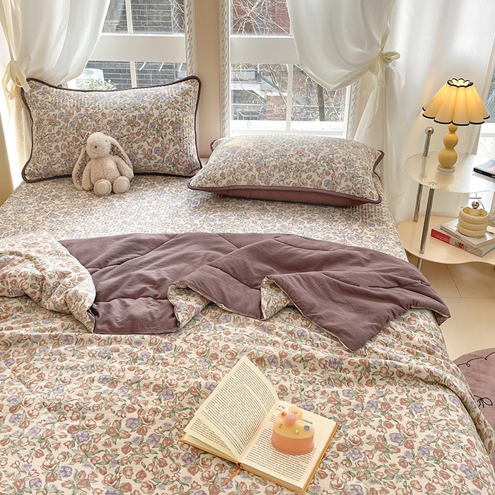91家纺网 家纺一手货源 找家纺 澜妃 2025春夏新款云感双层纱夏被夏凉被空调被四件套 满园春紫