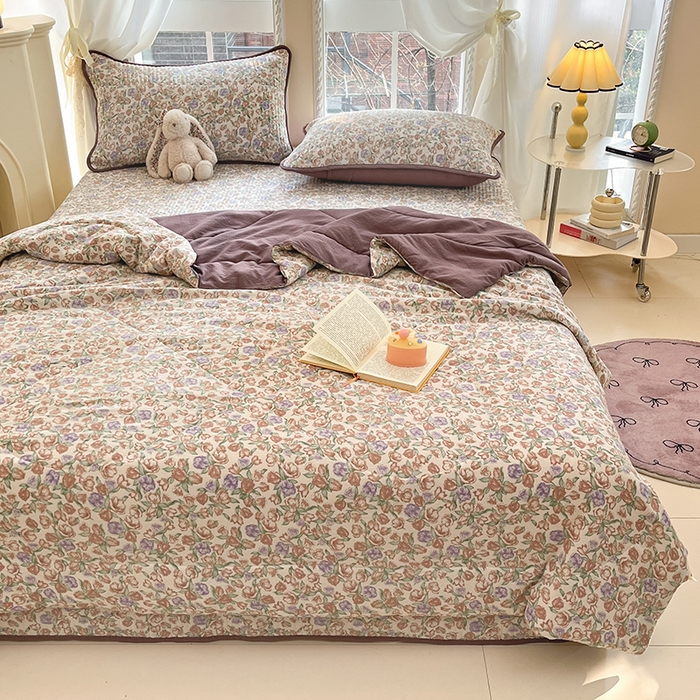 91家纺网 家纺一手货源 找家纺 澜妃 2025春夏新款云感双层纱夏被夏凉被空调被四件套 满园春紫