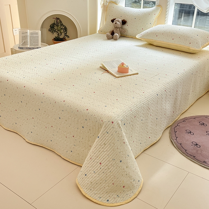 91家纺网 家纺一手货源 找家纺 澜妃 2025春夏新款云感双层纱夏被夏凉被空调被四件套 织梦